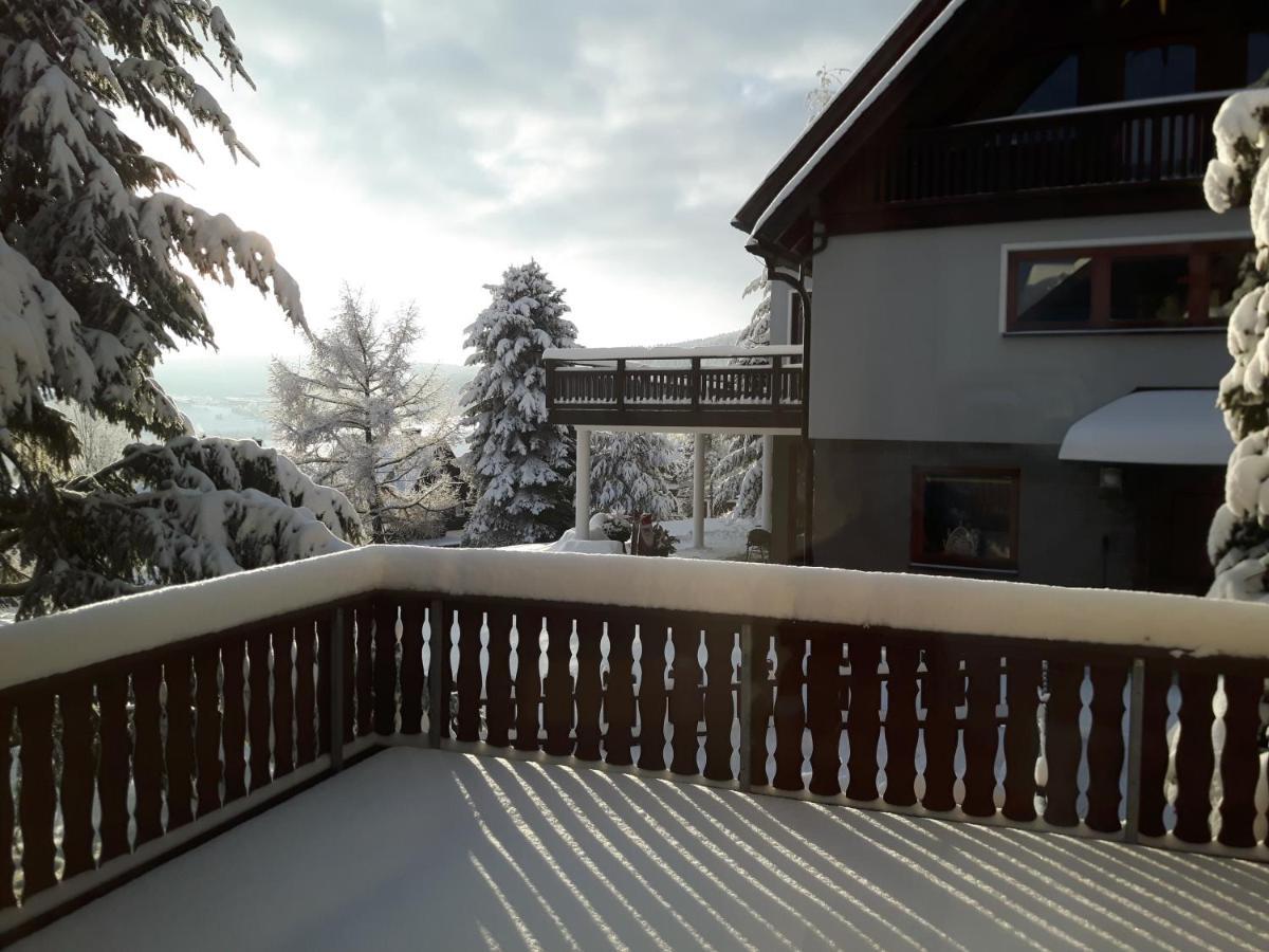 Apartment Haus *